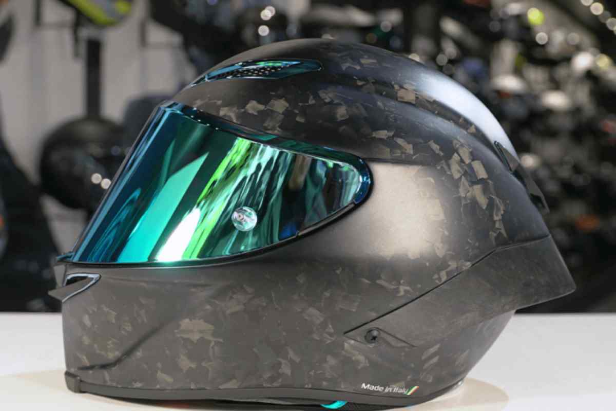 Most Expensive Bike Helmet: à¤¸à¤à¤³à¥à¤¯à¤¾à¤¤ à¤®à¤¹à¤¾à¤à¤¡à¥à¤¯à¤¾ à¤¹à¥à¤²à¥à¤®à¥à¤à¤¬à¤¦à¥à¤¦à¤² à¤¤à¥à¤®à¥à¤¹à¤¾à¤²à¤¾ à¤ à¤¾à¤à¤ à¤à¤¹à¥ à¤à¤¾? à¤¤à¥à¤¯à¤¾ à¤à¤¿à¤à¤®à¤¤à¥à¤¤ 